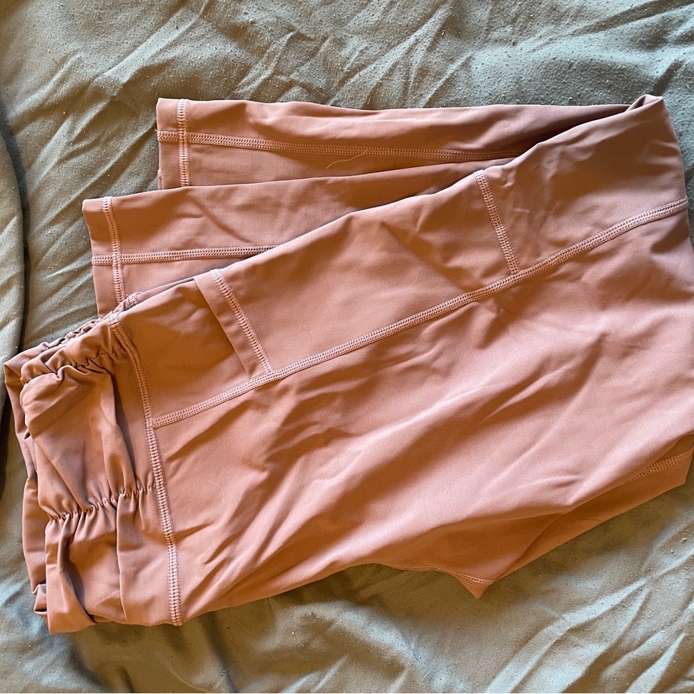 Constantly Varied Gear dusty rose Leggings